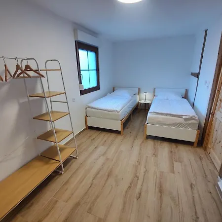 アパート Wustermark Ferienwohnung Unterkunft Dorfanger 8