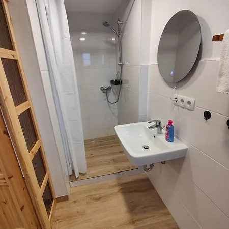 Apartman Wustermark Ferienwohnung Unterkunft Dorfanger 8 Wustermark